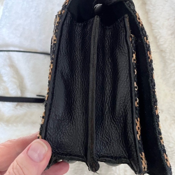 Patricia Nash Black and Tan Handcrafted Straw and Leather Crossbody Bag 9x61/2 - Picture 6 of 12
